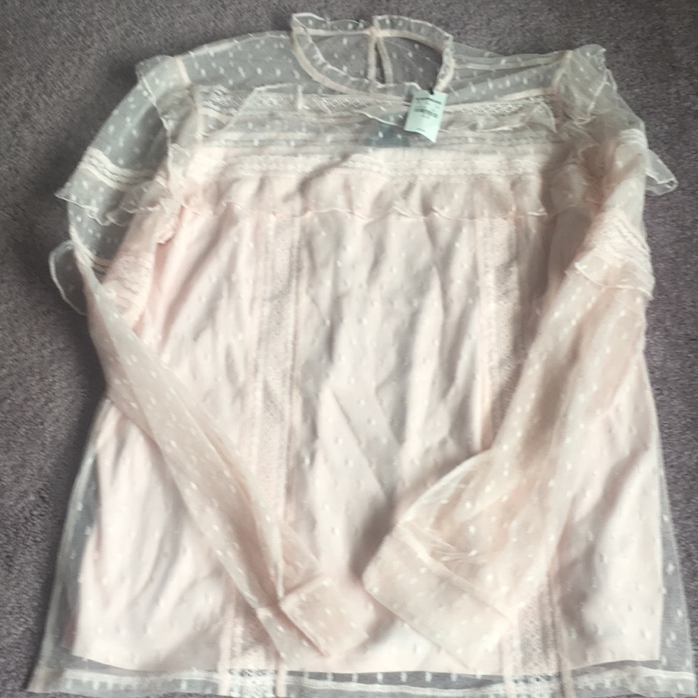 NWT Express woman size medium pink lace blouse
